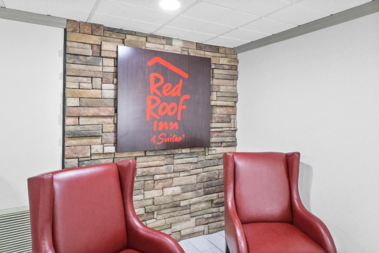 Red Roof Inn & Suites Fayetteville-Fort Bragg Esterno foto